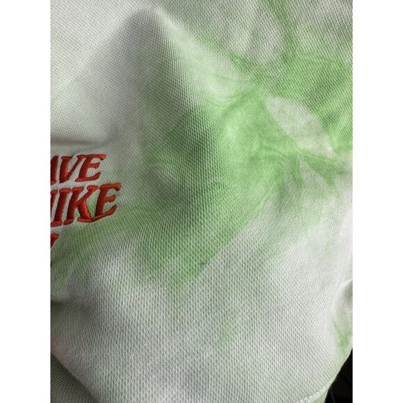 Nike From Generation to Guide Daisy Crewneck Sweatshirt Green Tie-Dye L Women’s - Picture 14 of 15